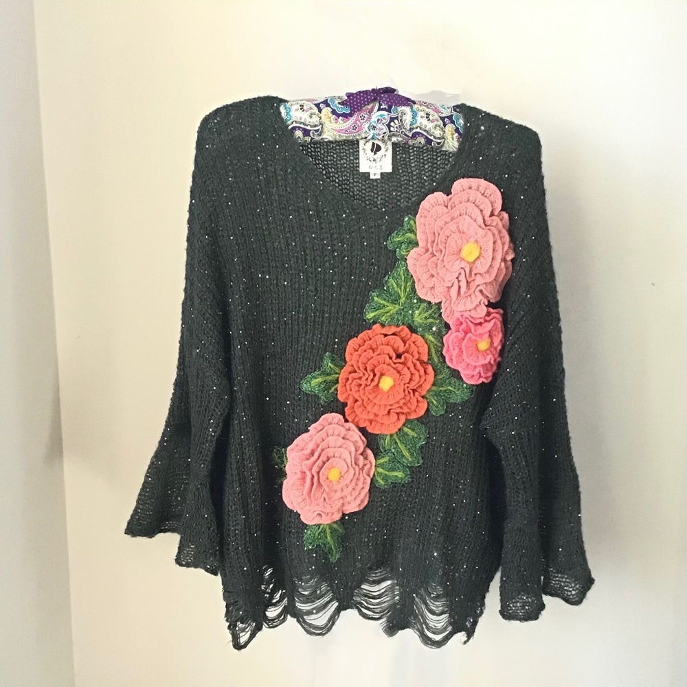 Knit Flower Appliqué Oversize Sweater with Sequins
